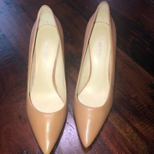 Nine West Nude Pumps
